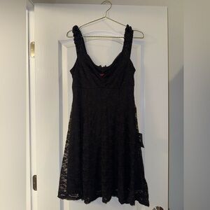 Lulu's Black Lace Dress